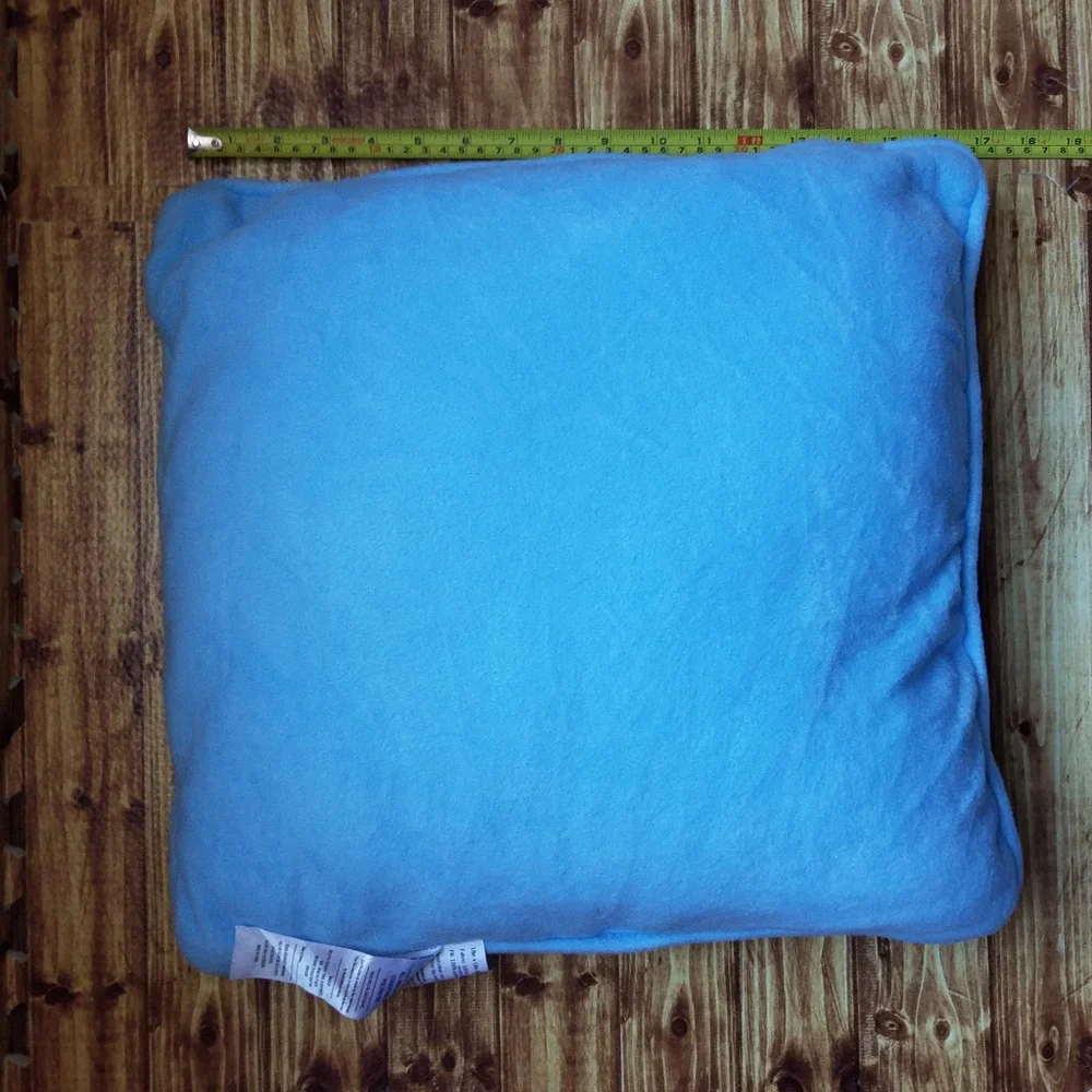 Martha Stewart Everyday Blue Snowflake Pillow & Blanket Set Fleece Blanket